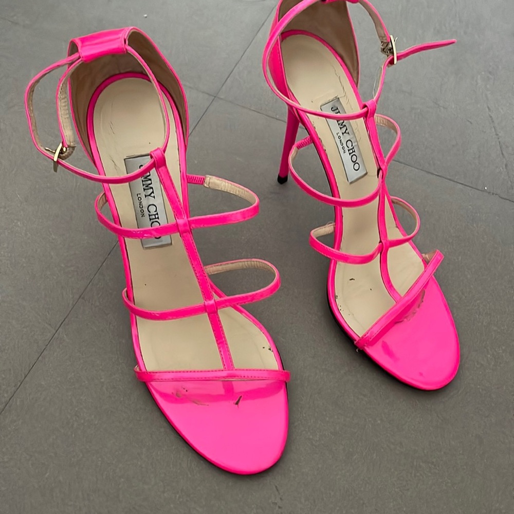 Strappy sandal